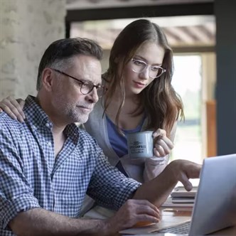 Очковые линзы 1.56 Eyezen Lite (0.4 D) Blue UV Capture Crizal Easy Pro UV Очковые линзы 1.56 Eyezen Lite (0.4 D) Blue UV Capture Crizal Easy Pro UV